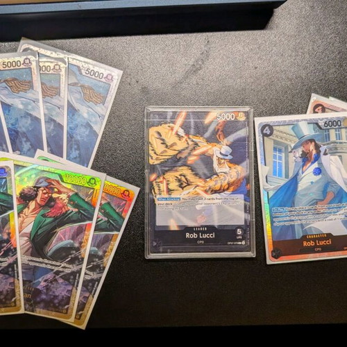 One Piece TCG Rob Lucci deck like new with bonus sleeves and deck box