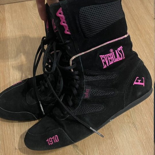 Everlast boxing boots size 39, leather