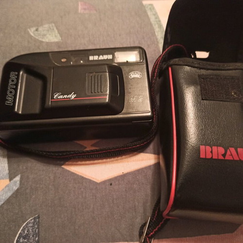 Braun Candy M2 camera used with case