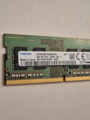 Samsung RAM 4GB DDR3 1600MHz SO-DIMM like new