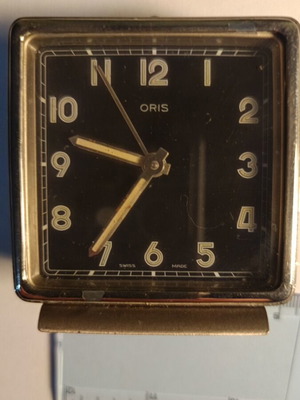 Oris Swiss Made analog table clock used