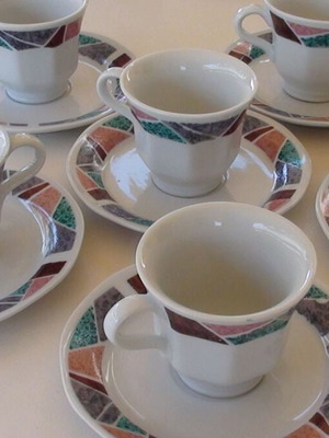 Porcelain Cups Set of 6 Like New, Dishwasher and Microwave Safe