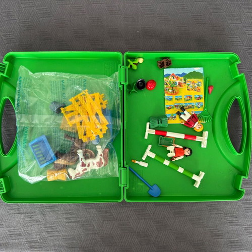 Playmobil 5893 Pony Farm suitcase used