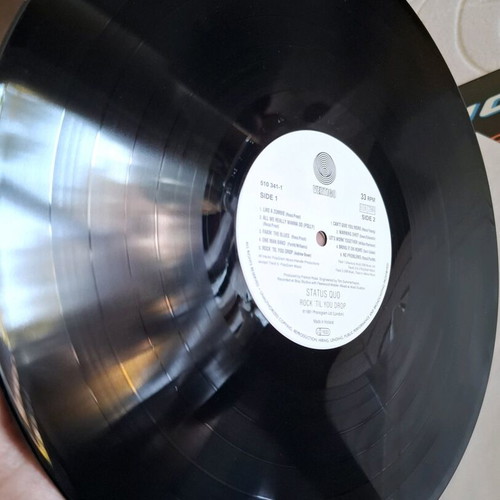 Status Quo Rock 'Til You Drop vinyl LP like new, Vertigo Swirl label