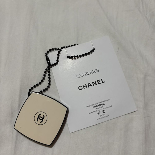 Chanel Les Beiges Mini Mirror new
