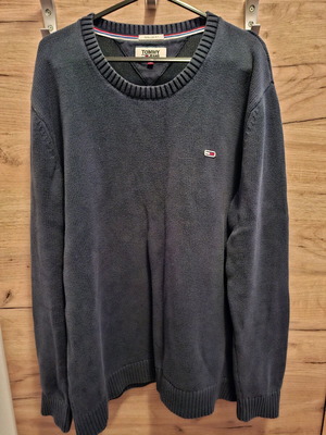 Tommy Hilfiger winter sweater blue, like new