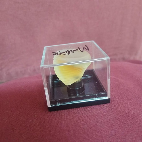 Montana Parfum de Peau Eau de Toilette 2 ml new, authentic