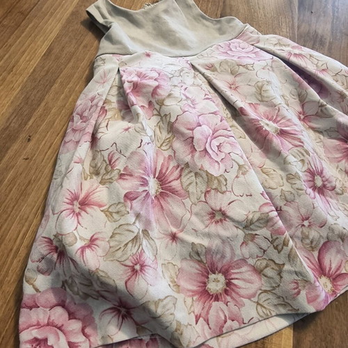 Mandarino dress like new, beige and pink, 98 cm