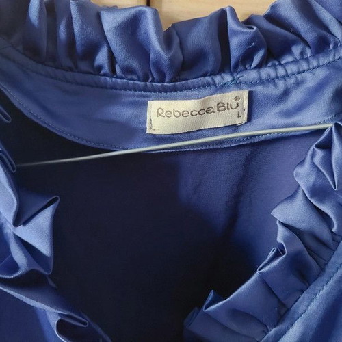 Rebecca Blu Satin Shirt Purple Size Large Like New