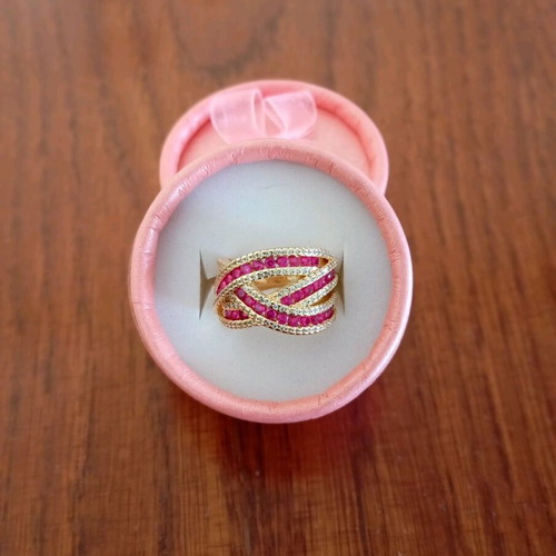 Ring gold plated with pink and gold zircon stones, size 7 new