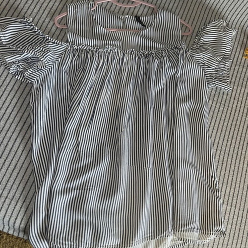 Striped blouse like new with frill sleeves, size S