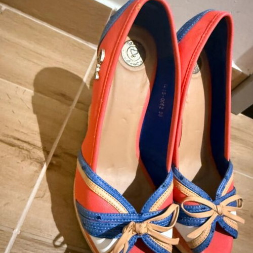 Axel sandals like new, size 38, pink