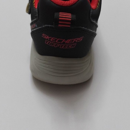 Skechers kids athletic shoes size 32 like new black and red