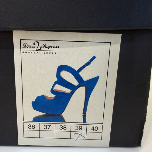 Dress2Impress blue electric leather platform sandals like new