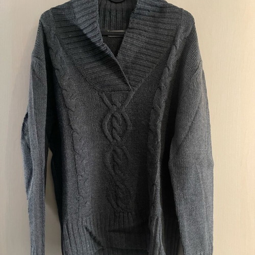 Cheer gray pullover like new, size M