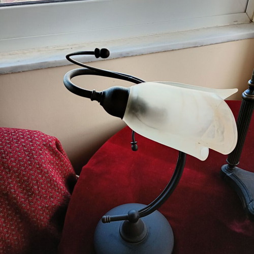 Table lamp like new, height 0.40 m
