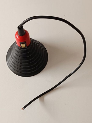 Minimal pendant light like new with switch and E27 socket
