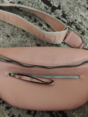 Τσάντα μπανάνα ροζ μεταχειρισμένη ώμου