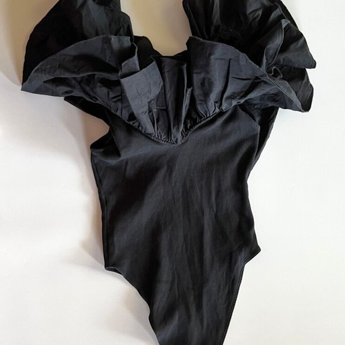 Zara bodysuit with ruffles like new, black, size M