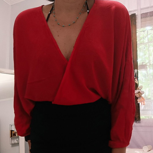 Windsor blouse like new, airy red wrap neckline