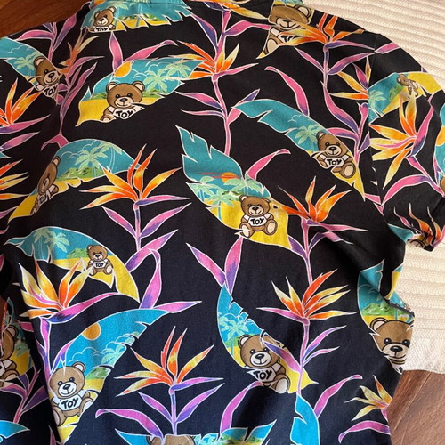 Moschino Swim Toy Teddy T-shirt small used, tropical
