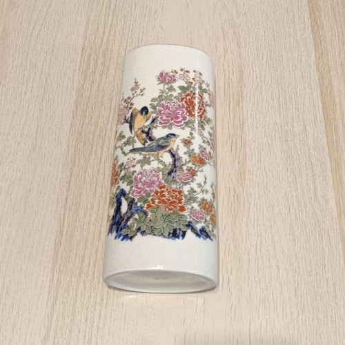Japanese Gold Satsuma vase and ashtray set used
