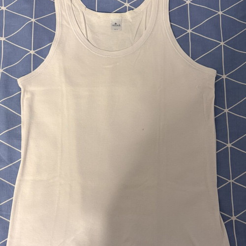 Helios white tank top like new, size M for 16 years old
