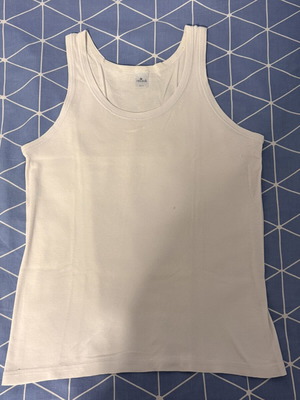 Helios white tank top like new, size M for 16 years old