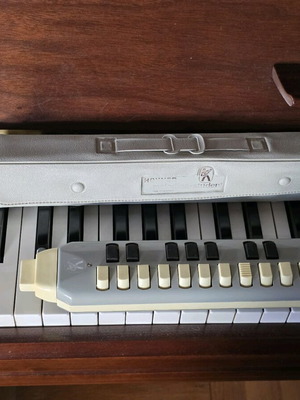 Hohner Student Melodica used, collectible from 1970s