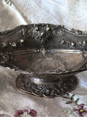 Metal bowl vintage used with beautiful design 30/20/10 cm