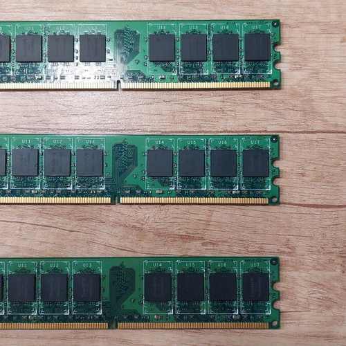 TwinMos DDR2 PC2 5300 Ram Memory 3GB like new, 3 pieces