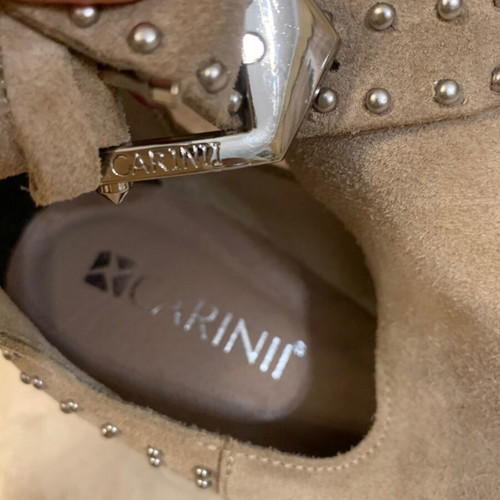 Carinii boots new, genuine leather, size 39
