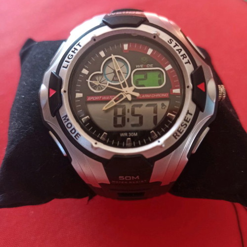 Weide watch original new with new batteries