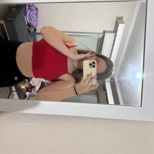 Red crop top Luigi size XS like new summer