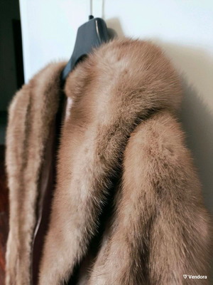 Mink fur light brown, like new, vintage 1970