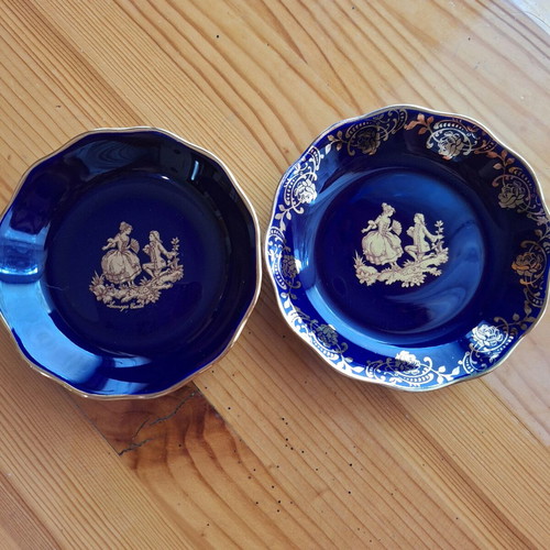 Limoges collector plates 22 kt gold, like new, set of two