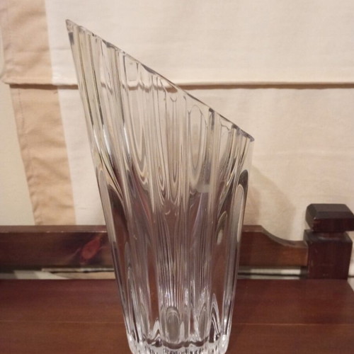 Large heavy crystal vase like new, 30 cm height