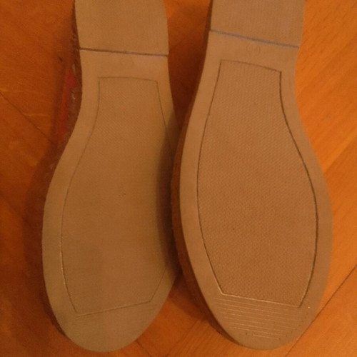 Women's shoes new, gold color, size 36