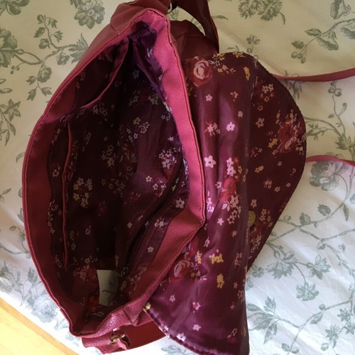 Women's fuchsia shoulder bag, faux leather with secret umbrella pocket