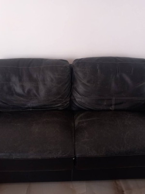 Two-seater leather sofa, medium condition