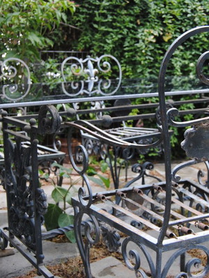 Vintage fer forge του Χρήστου Καραγιαννόπουλου, 6 πολυθρόνες και τραπέζι, μεταχειρισμένο