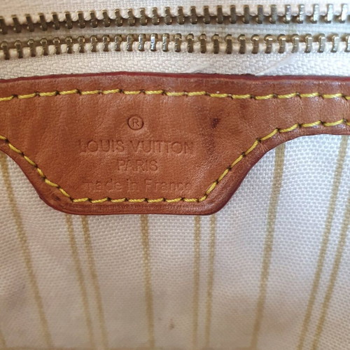 LV MM shoulder bag used, white