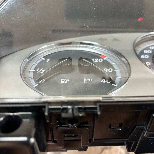 Mercedes W204 C-Class 2007–2011 pre facelift dashboard like new
