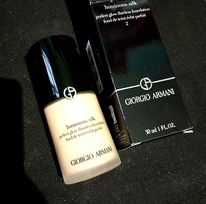 Armani luminous silk foundation