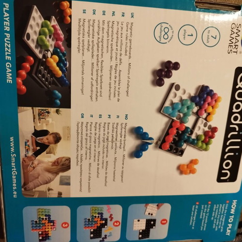 Smart Games Quadrillion game like new for math logic