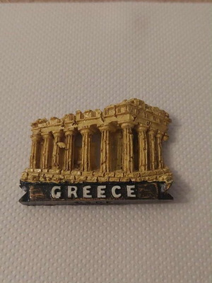 Magnet Greece in excellent condition