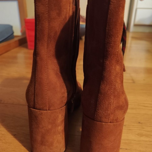 Prada combat boots like new, suede leather camel color, size 39
