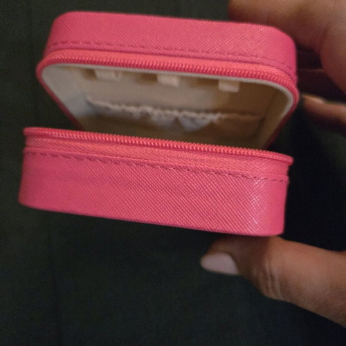 Travel jewelry box new, fuchsia color 10×10×5