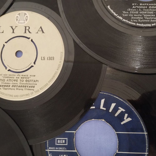 Vinyl 45 RPM records like new, set of 36 with Greek and foreign music