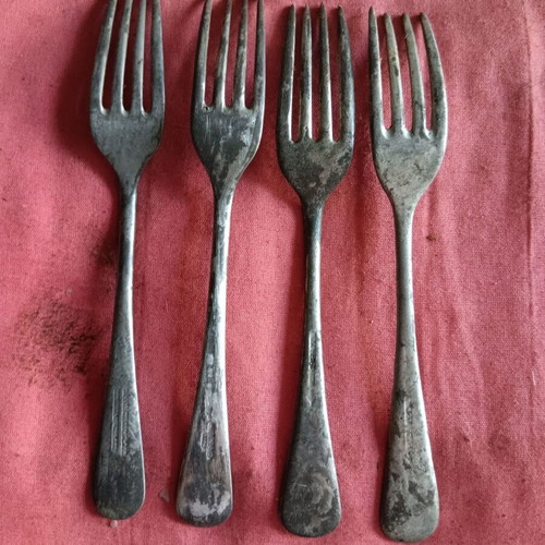 Collectible British Army Forks used, set of 8, WWII